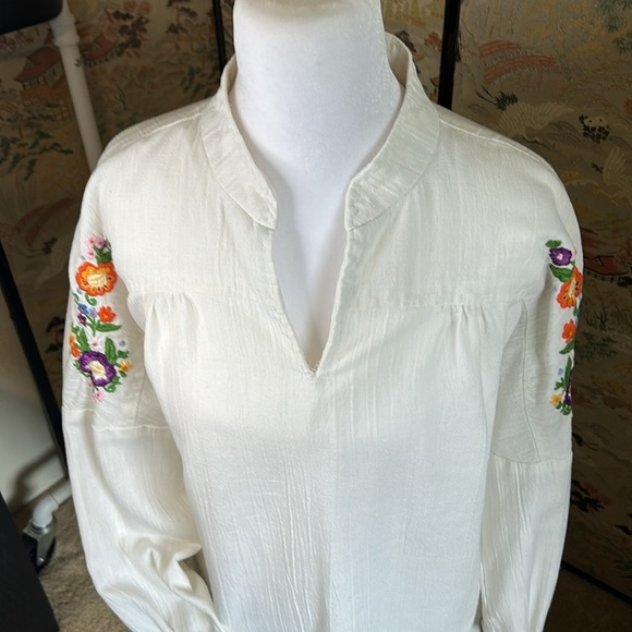 VINTAGE HOMEMADE EMBROIDERED WHITE BOHO HIPPIE LONG SLEEVE NO TAGS SZ M/S - Picture 2 of 13
